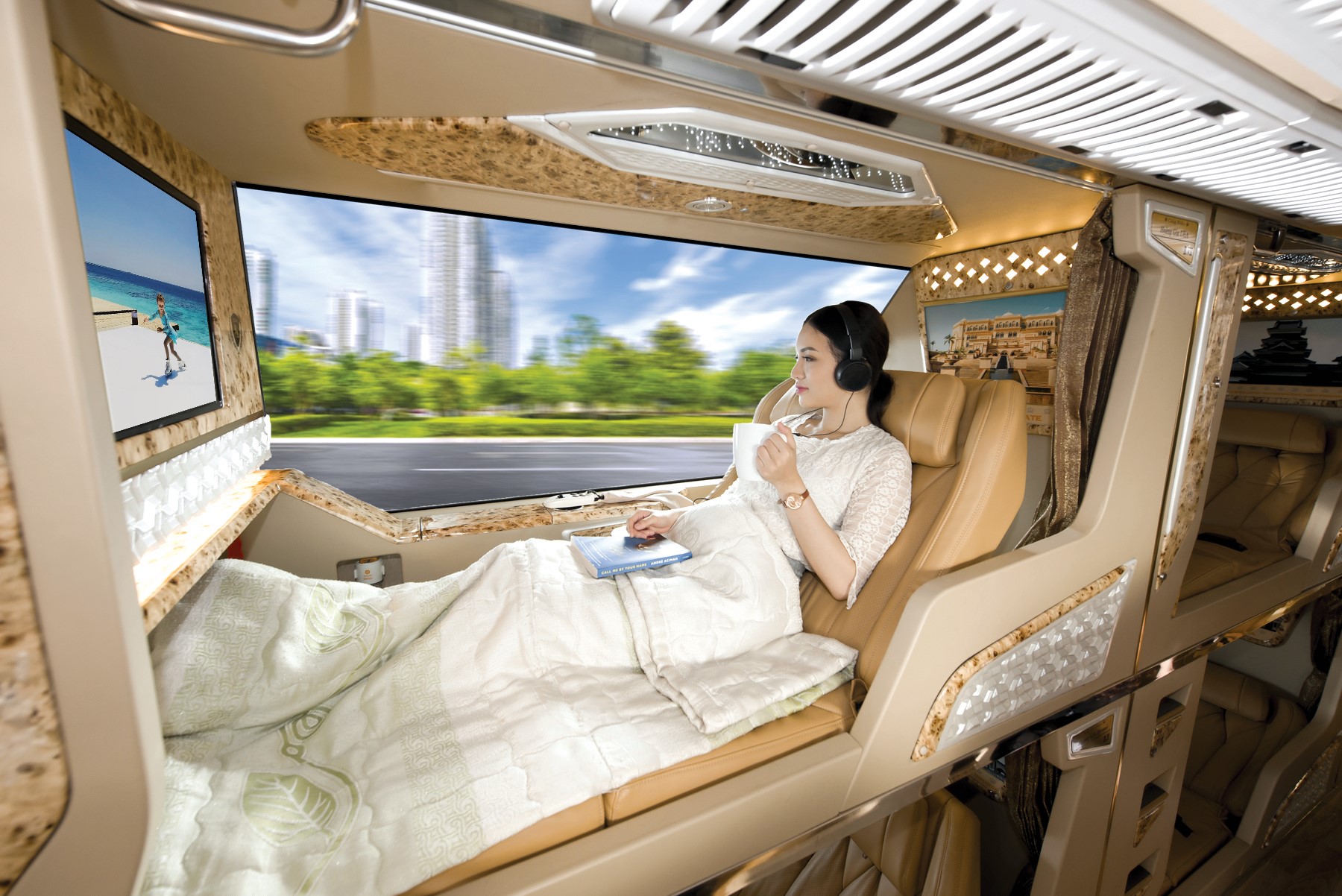Xe Amazing Limousine Đà Lạt sang trọng